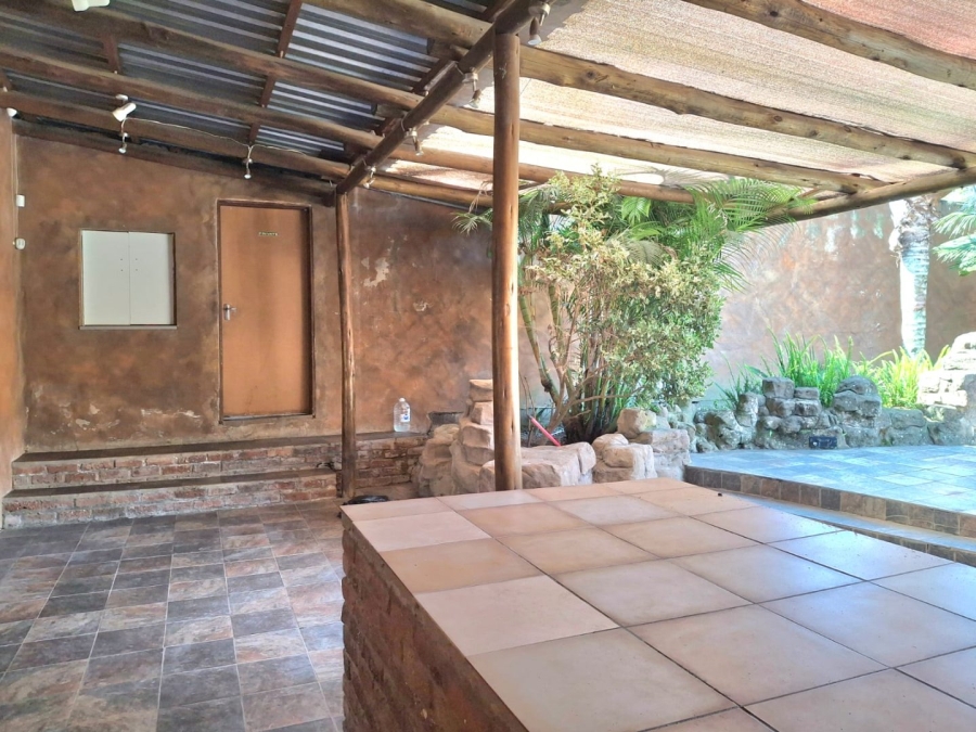 Commercial Property for Sale in Summerpride Eastern Cape